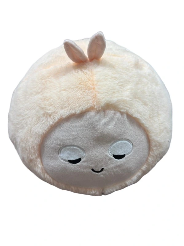 Round sleepy beige character — WB2-054